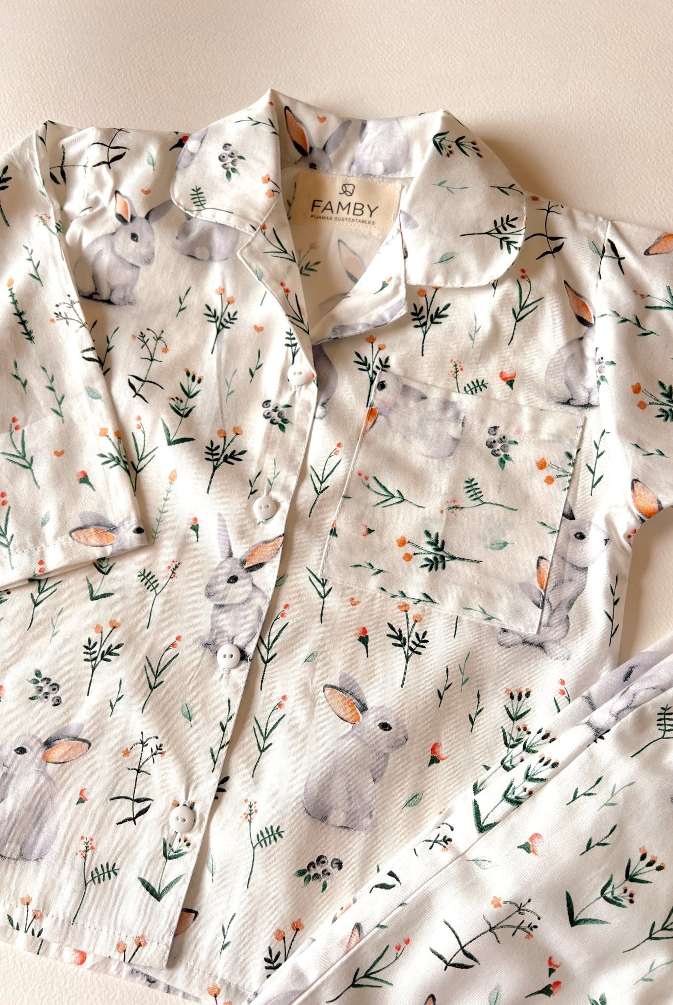Pijama Conejitos fondo Blanco - fambypj
