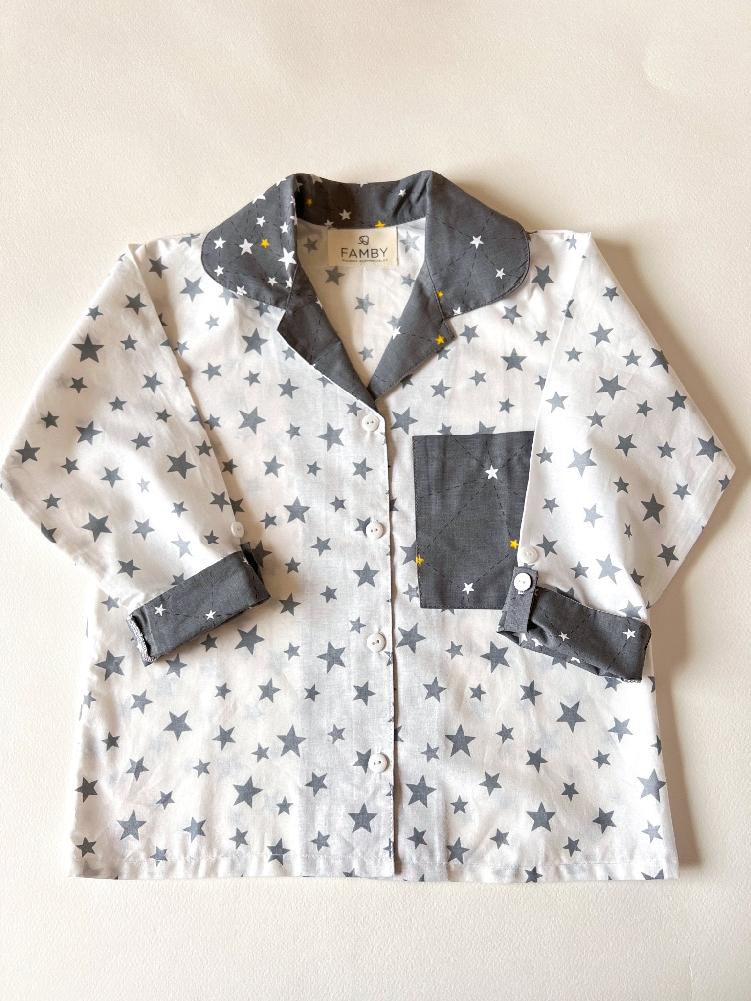 Pijama Crecedor estrellas grises y grafito - fambypj
