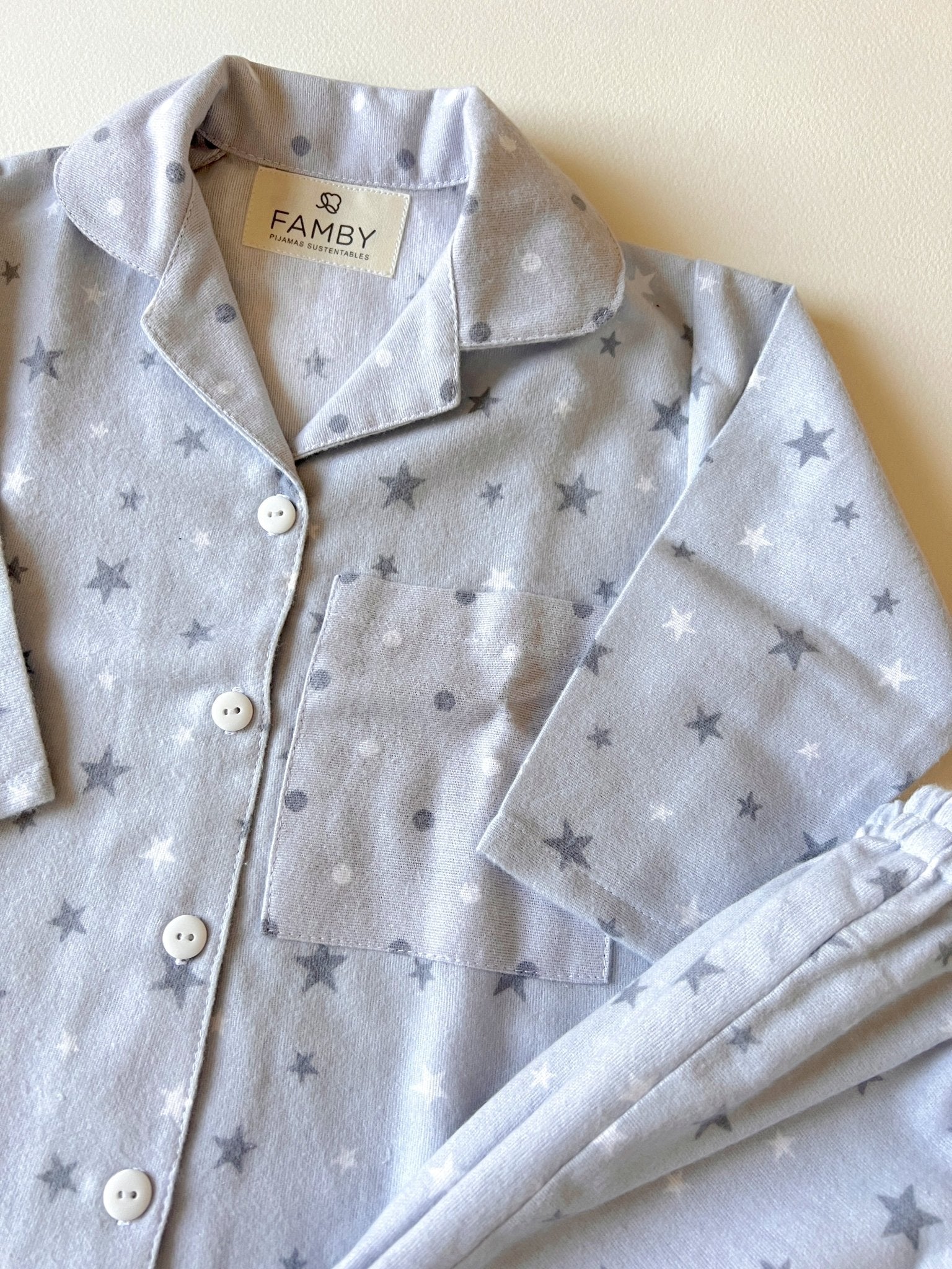 Pijama infantil moletón estrellas grises y puntos - fambypj