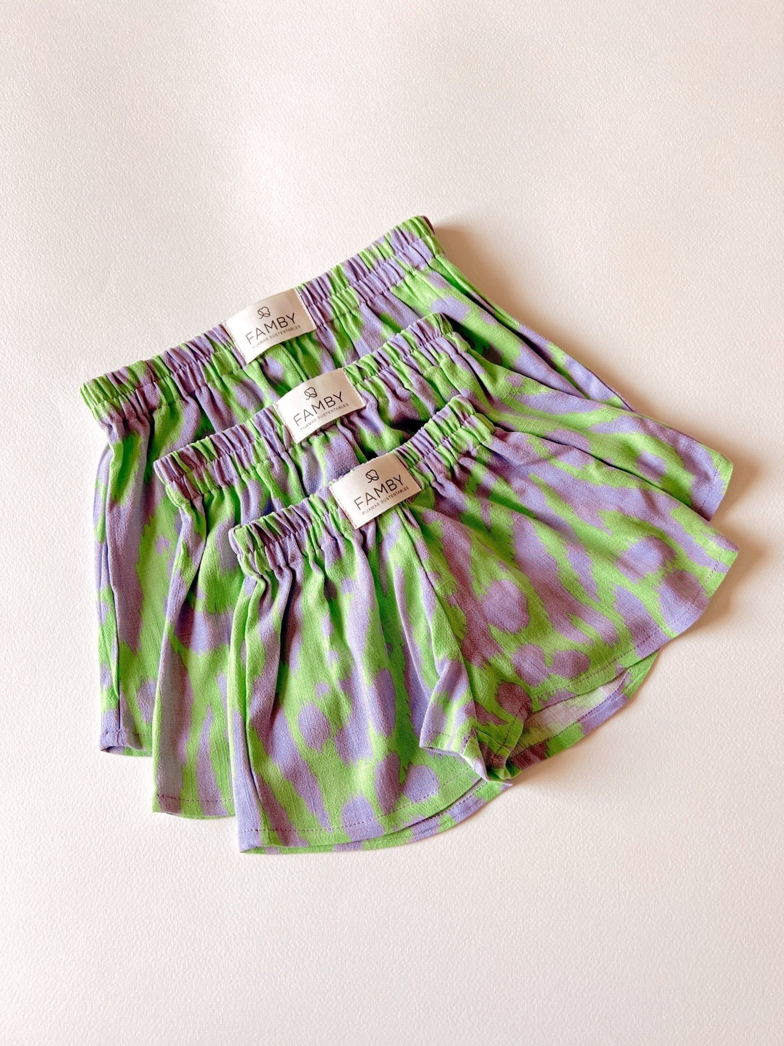 Short Viscosa infantil Animal Print verde y lila - fambypj